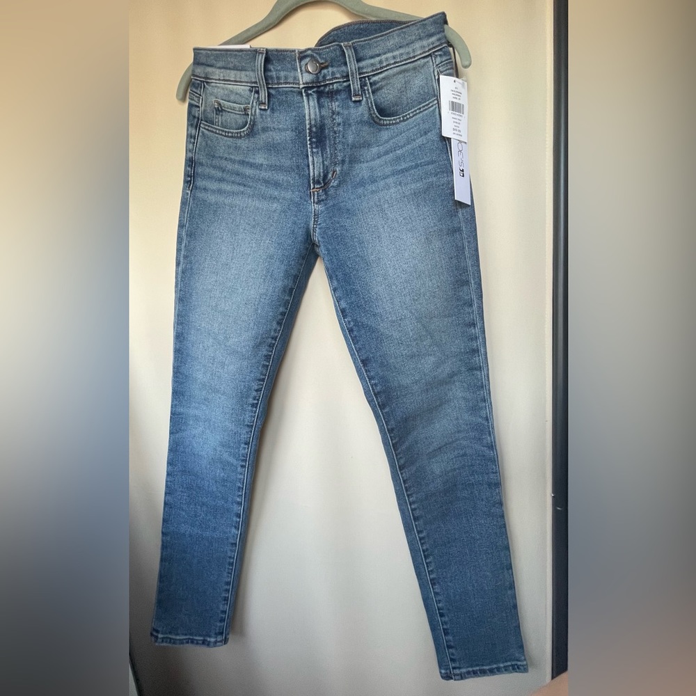 Joe’s Jeans “The Icon” mid-rise skinny ankle